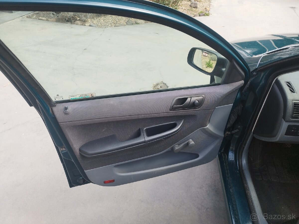 Predám Škoda Fabia 1.4 mpi - 15