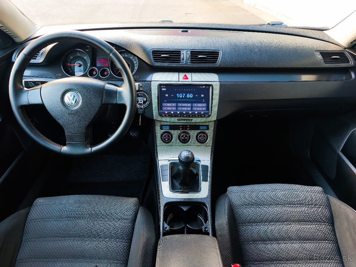 Volkswagen Passat B6 Combi 2,0 TDI 103kw diesel nová STK - 15