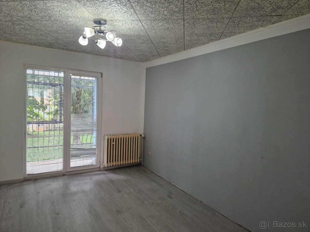 Na predaj 2 izbový byt v meste Žiar nad Hronom - 15