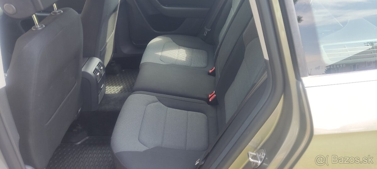VW Passat B7 1.6TDi-77KW - 15