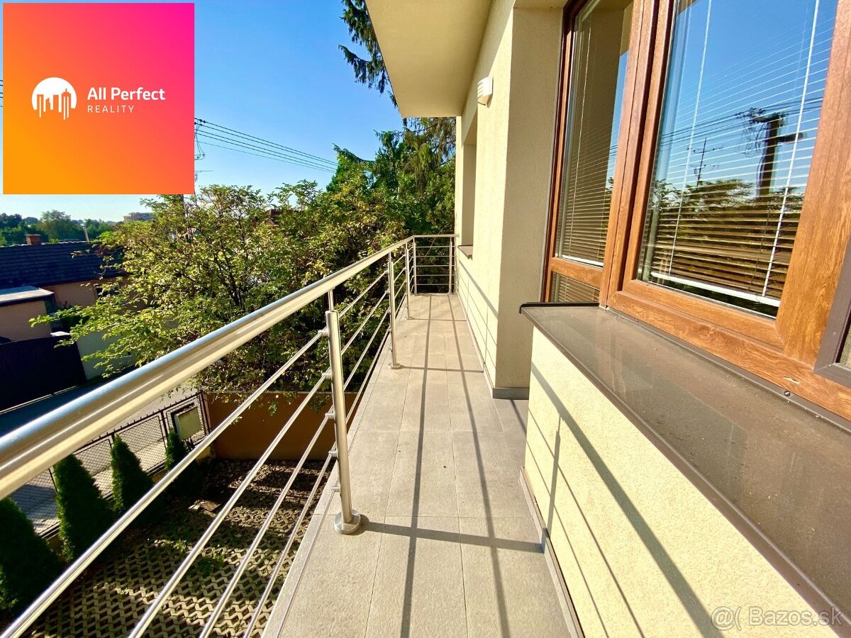 Priestranný zariadený 4-izbový byt s veľkou loggiou, balkóno - 15