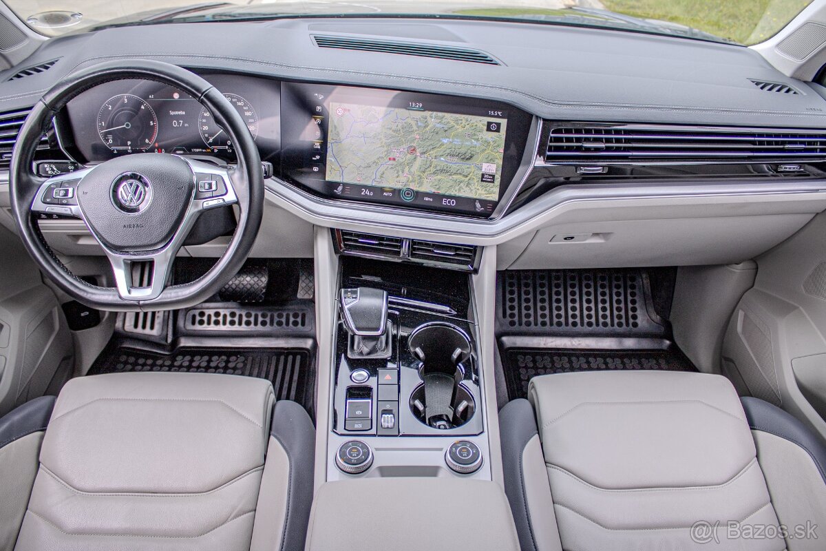 Volkswagen Touareg 3.0 V6 TDI SCR 210kW R-Line 4Motion - 15