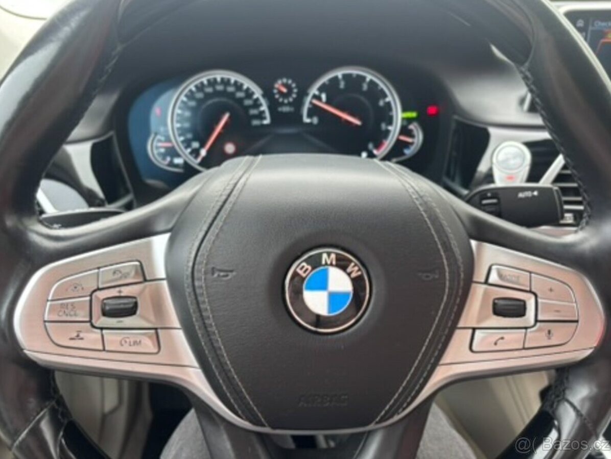 BMW Rad 7 740Ld xDrive A/T - 15