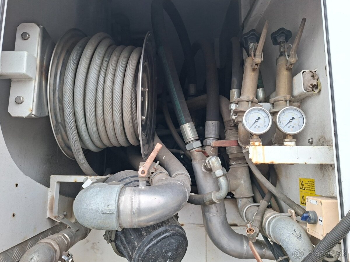 MAN TGM 18.240 + KOBIT MK 8 - 15