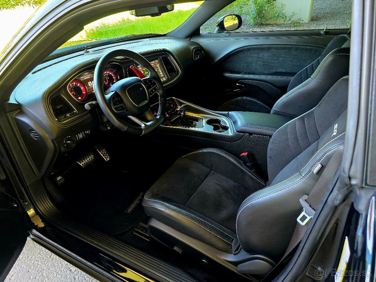 Dodge Challenger 6,2 HELLCAT MAX VÝBAVA, OPOČET DPH - 15
