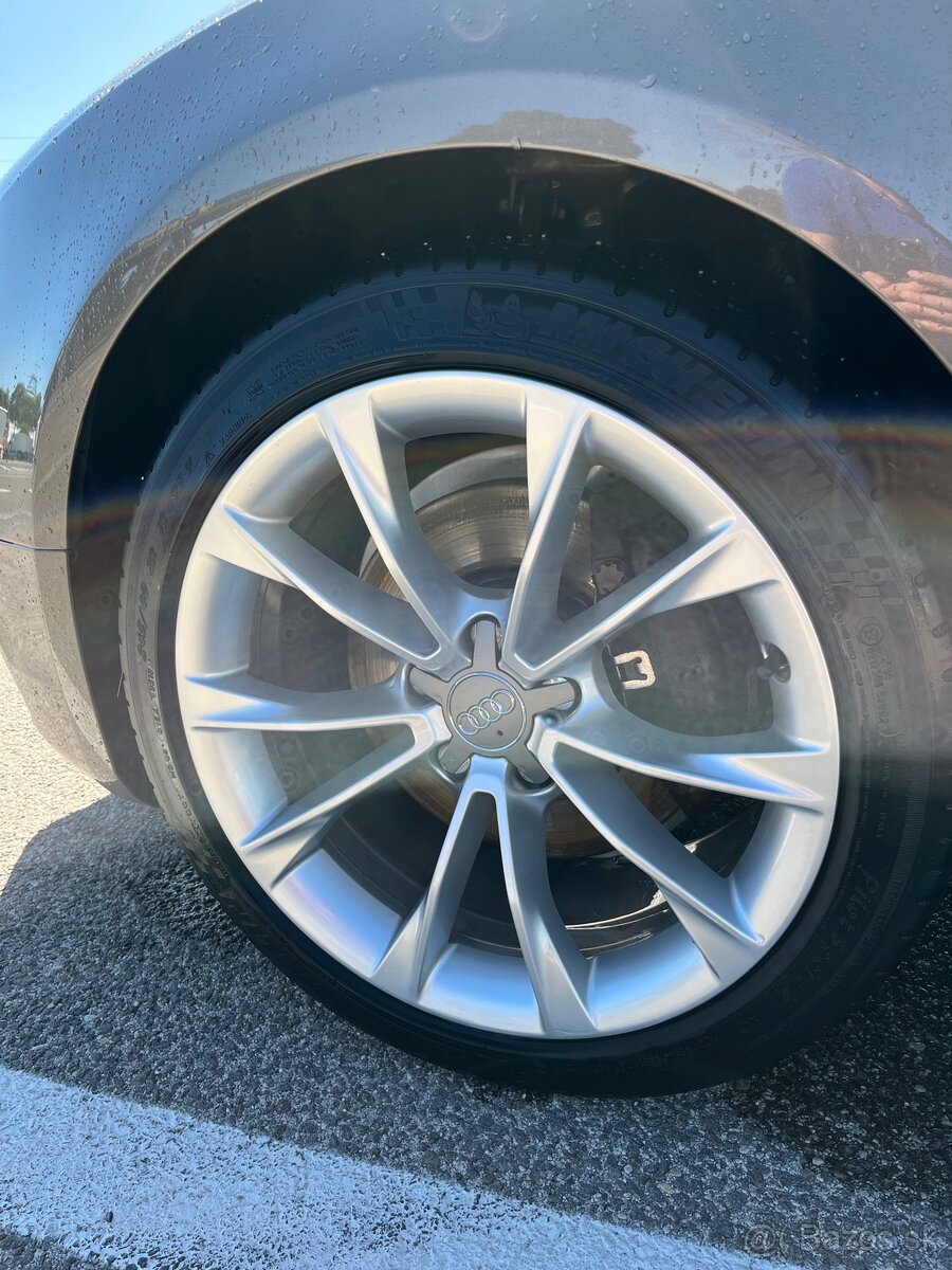Audi - 15