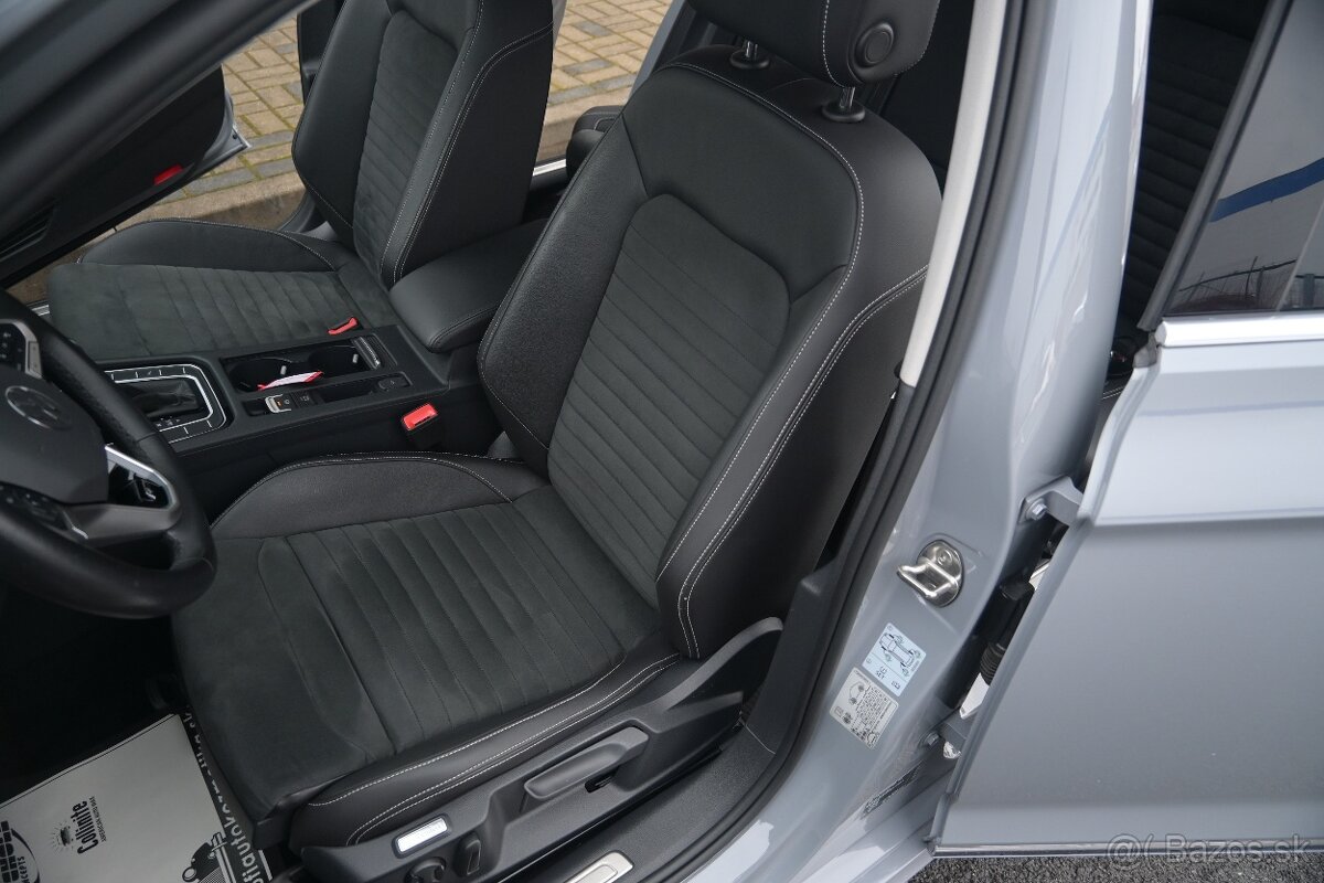 Volkswagen Passat Variant 2.0 TDI Elegance 4Motion DSG - 15