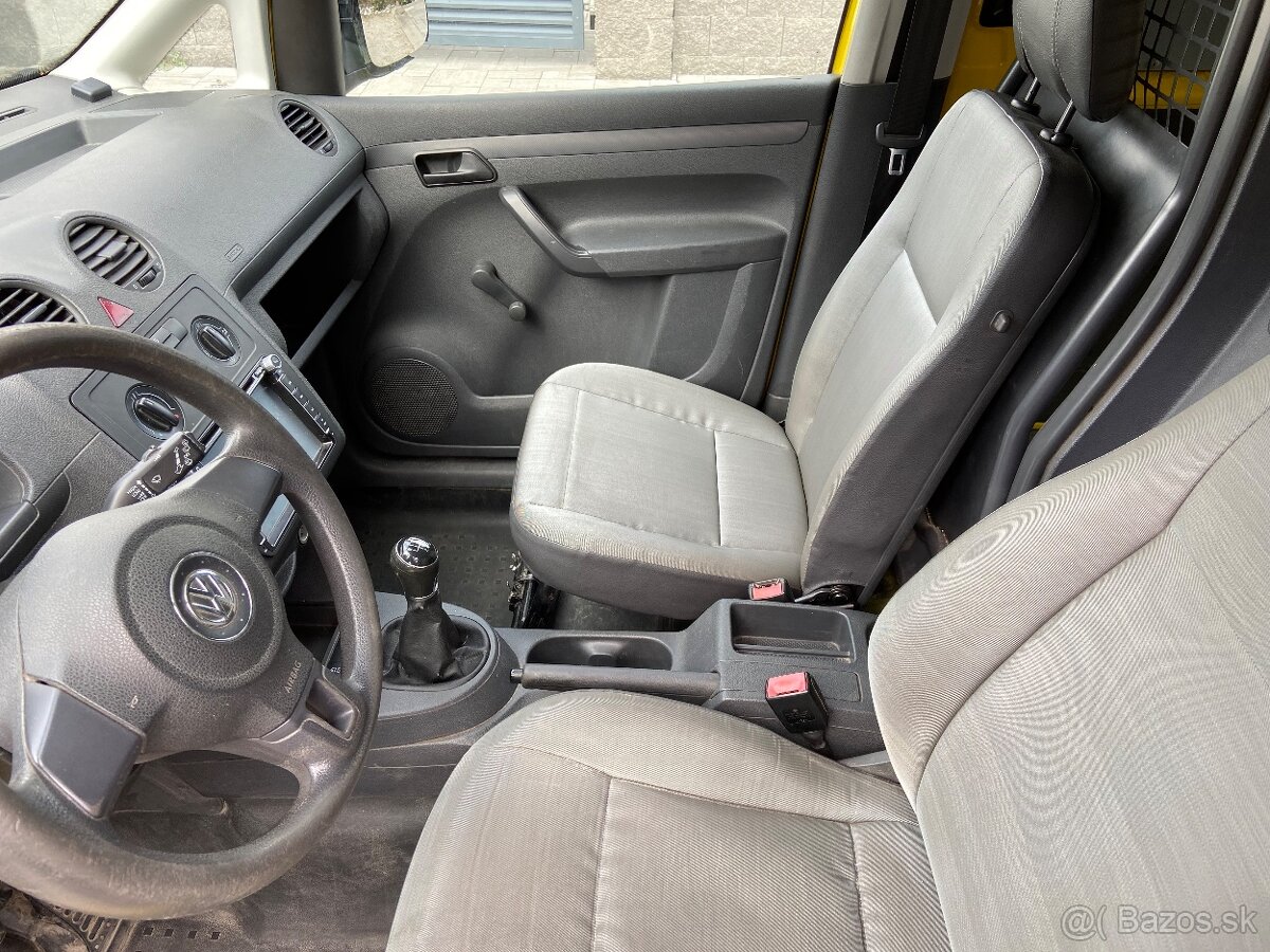 VW CADDY 2.0 TDi MAXI 4x4 - 15