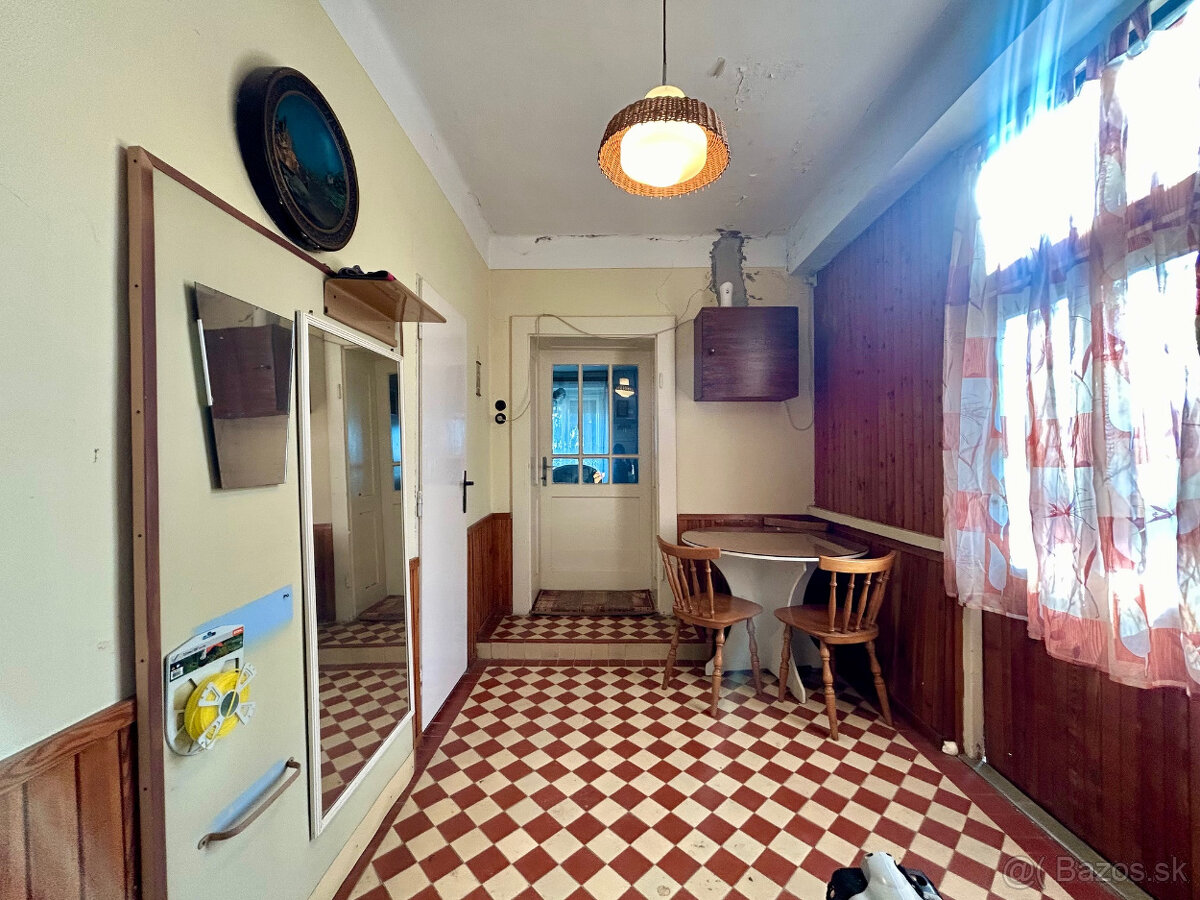 Predám 5-izb.VIDIECKY dom s GARÁŽOU,let.kuchyňou,na 2041m2m - 15