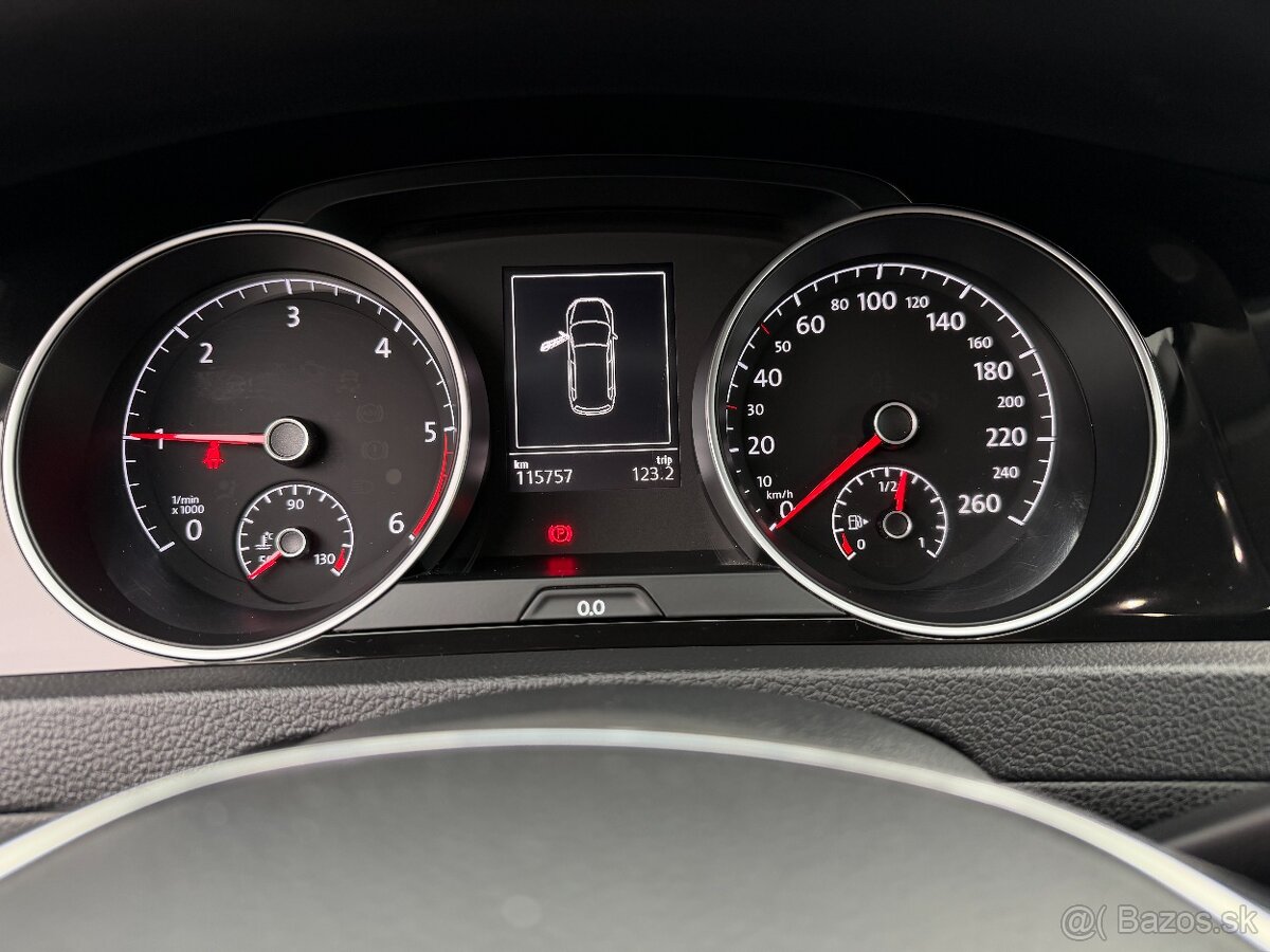 Volkswagen Golf Variant 2.0 TDI Highline - 15