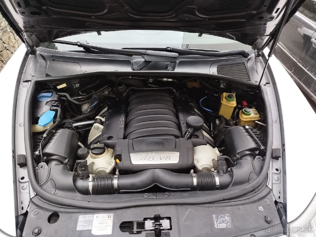 PORSCHE CAYENNE 957. 4,8. V8 4X4 - 15