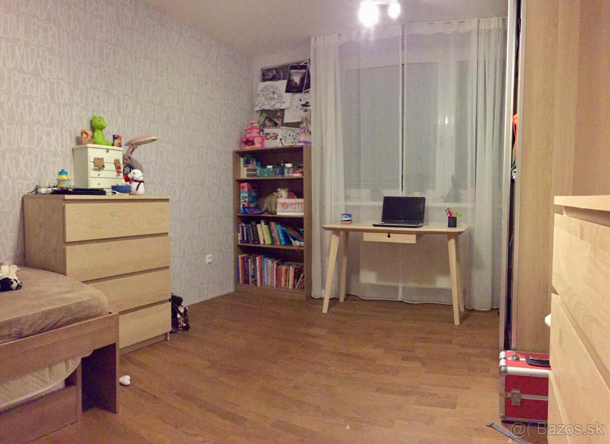 4i zariadený byt s balkónom na predaj, ul. Nováckeho - 15