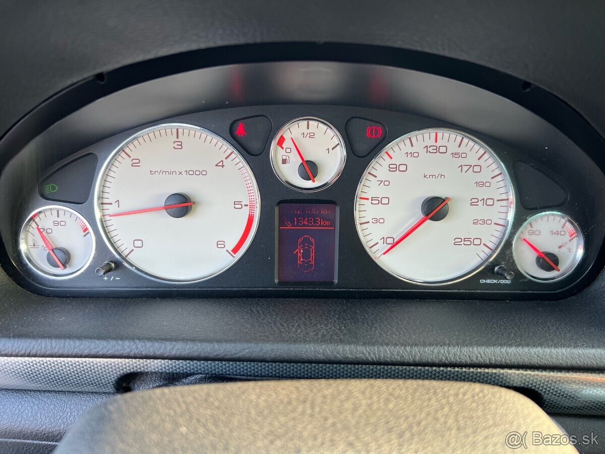 Peugeot 407 SW 2.0HDI diesel, 100kW, MT/6, rok:04.2005. - 15