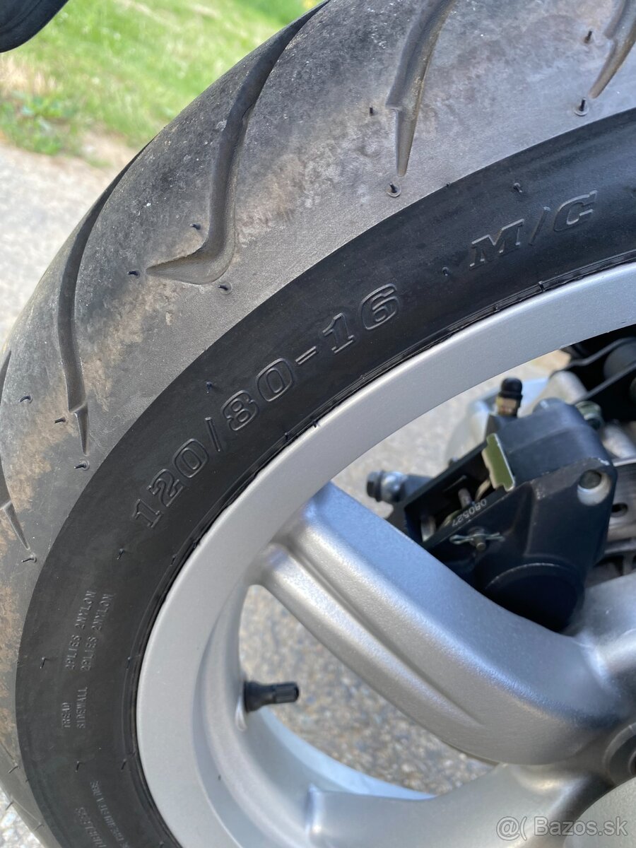 Aprilia Scarabeo 200 - 15