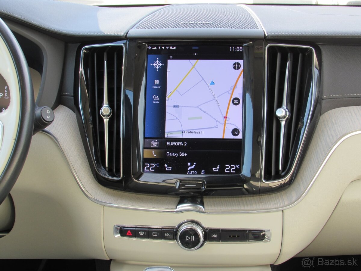 Volvo XC60 B5 D AWD INSCRIPTION-TERÉNNE-PRVÝ MAJITEĽ-H/D - 15