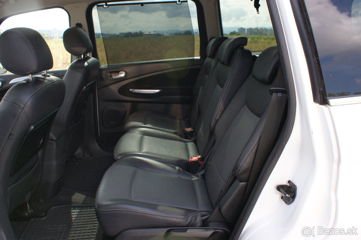 Ford Galaxy 2.2 TDCi Titanium - 15