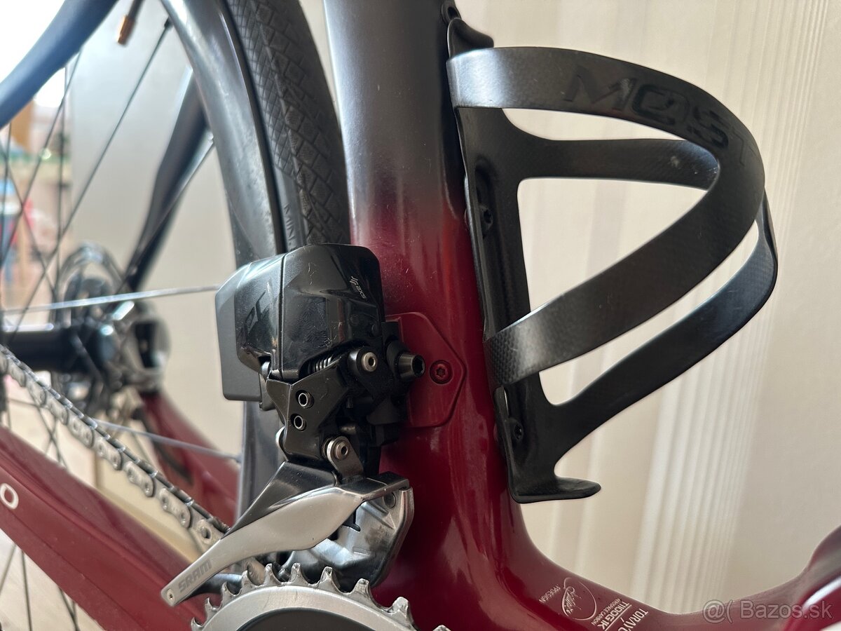 PINARELLO DOGMA F12 - 15