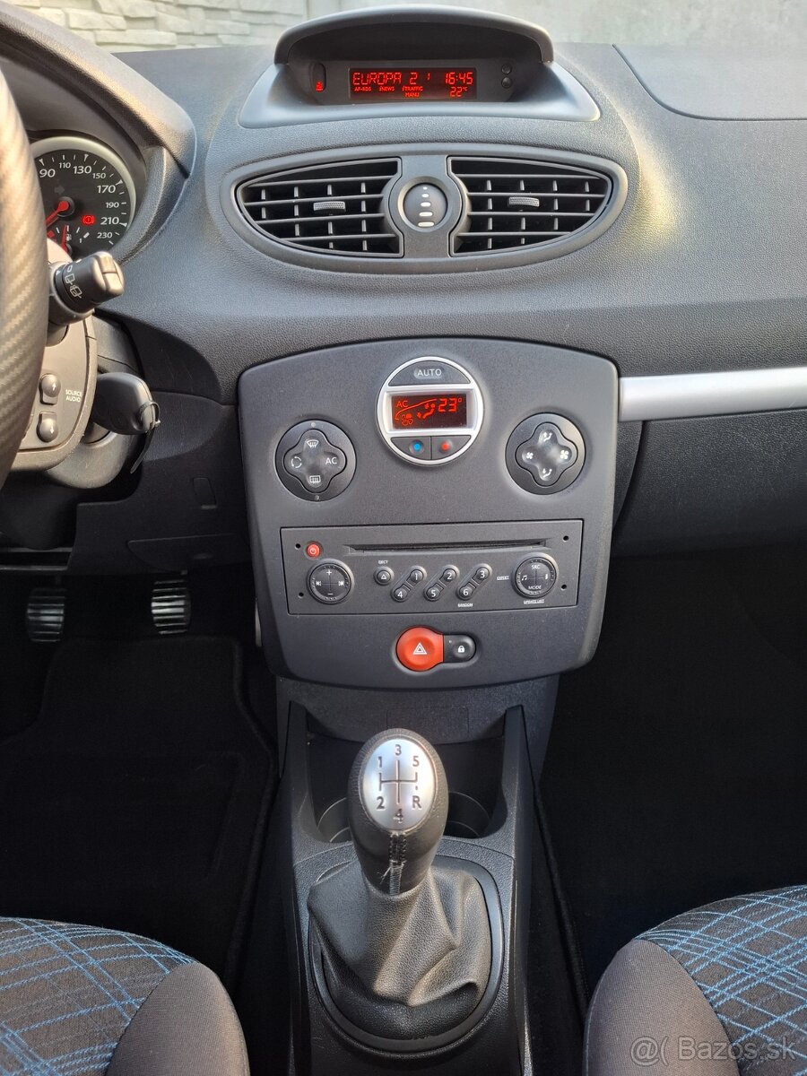 RENAULT CLIO GRANDTOUR 1.2 16V 4-VALEC - 15