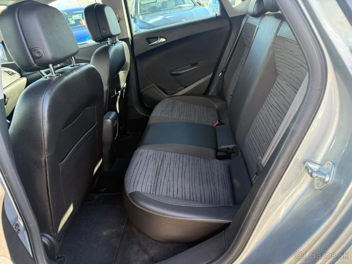 Opel Astra GTC 1.7 CDTI - 15