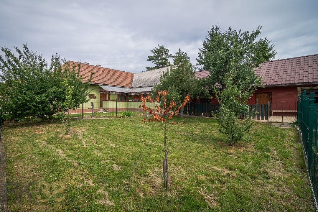 Predaj rodinného domu v obci Jánovce - 15
