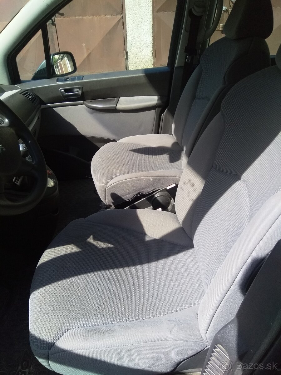 Predám PEUGEOT 8O7, r.v. 2006 - 15