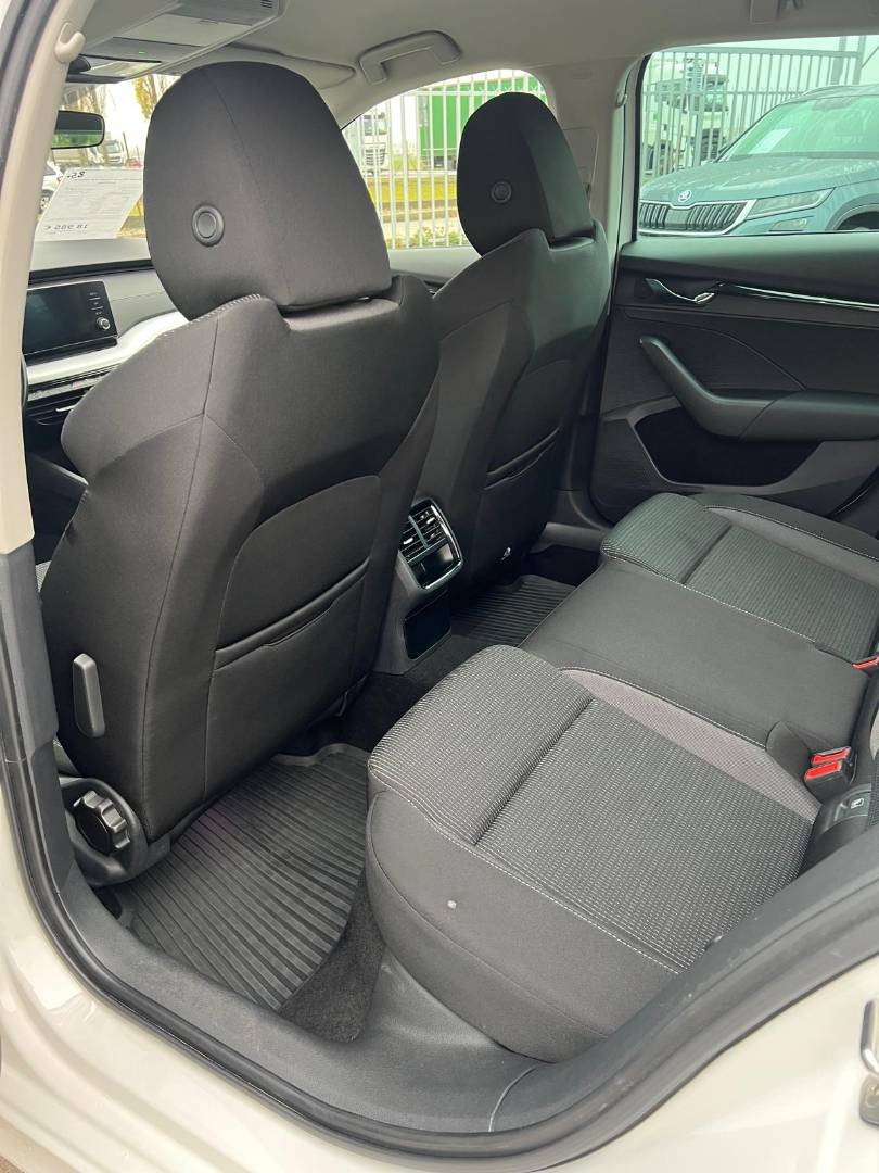 Škoda Octavia Combi 2.0 TDI SCR Ambition - 15
