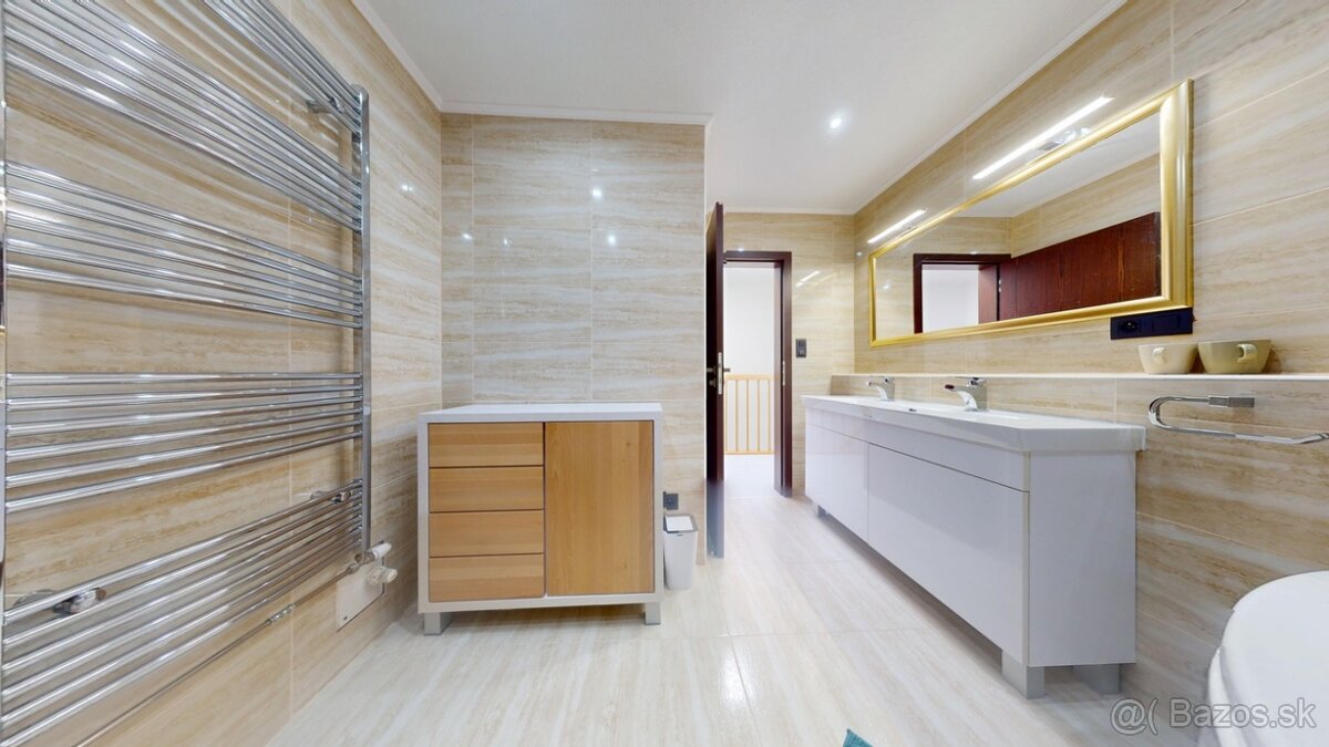 Luxusný 5i. RD, 3x kúpeľňa, garáž, KLÍMA, Vavrinecká ul. TOP - 15