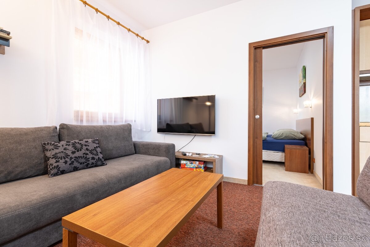 EXKLUZÍVNE Ponúkame na predaj 2 izbový apartmán - 15