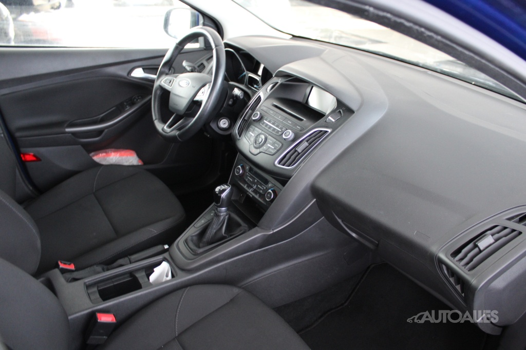 Ford Focus Combi 1,0 ECOBOOST 74 kW - 15