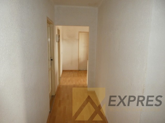 RK EXPRES - predaj 4 izbový byt v Handlovej, 90 m2, ul.29.au - 15