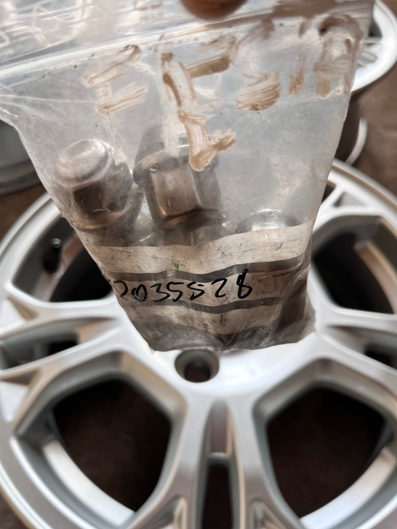 4x108 R14 Ford Fiesta 2016 Originál Alu disky + matice - 15