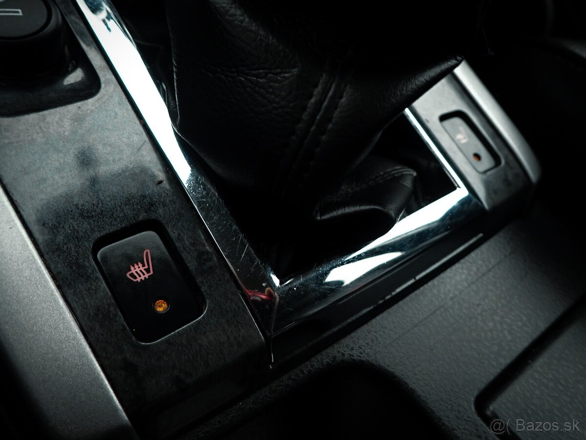 SUZUKI GRAND VITARA 1.9DDiS 4x4 - NAVI, ŤAŽNE, STK, ŠPZ - 15