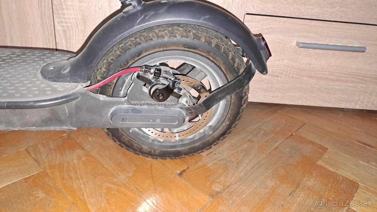 Elektrická kolobežka Xiaomi M365 - 15