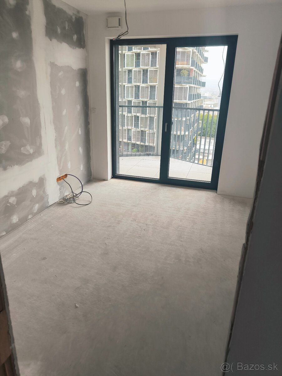 NOVINKA úplne nový 4-izbový byt v novostavbe GUTHAUS,111 m² - 15