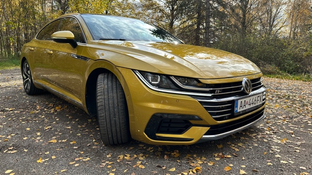 Volkswagen Arteon 2.0TDI R-Line Sedan. Matrix - 15