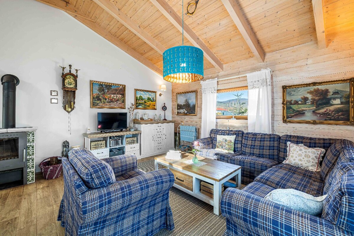 ÚTULNÝ RD S VEĽKOU ZÁHRADOU A MODERNÝMI TECHNOLÓGIAMI, ČASTÁ - 15