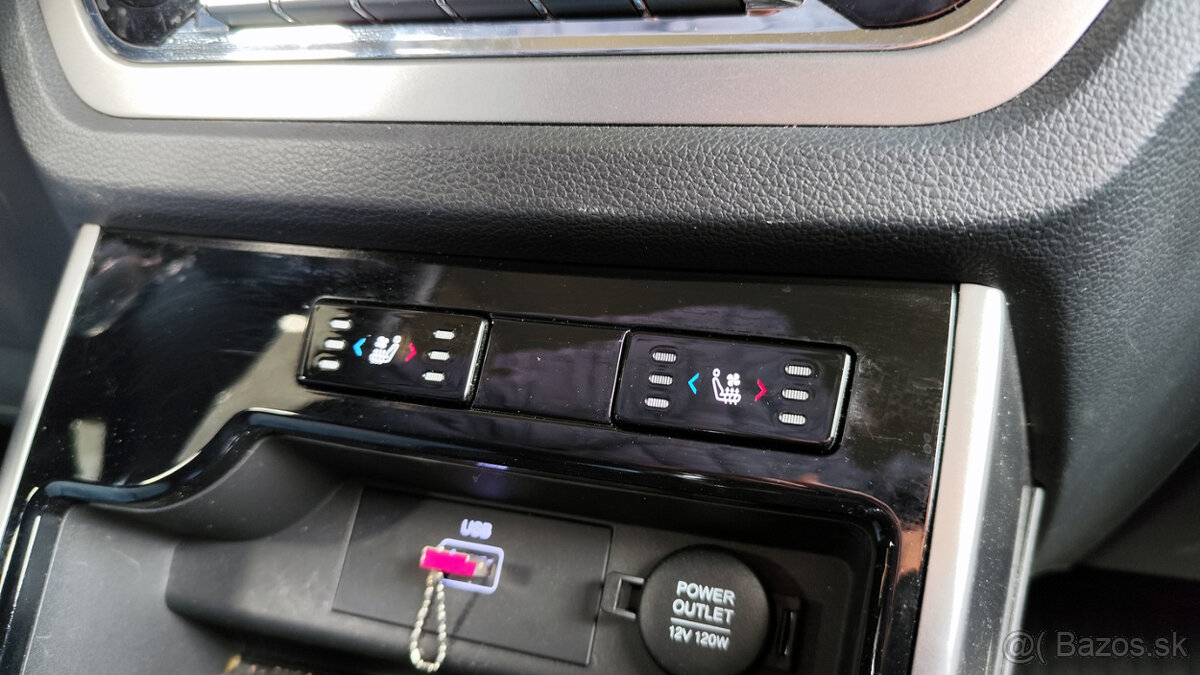 Ssangyong Korando 1.5 T-GDI Premium 4x4 120kW 8/2020 36000km - 15