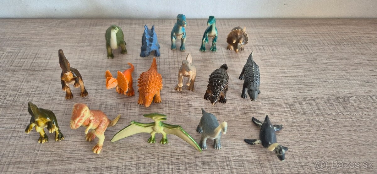 DINOSAURY – rôzne figúrky (menšie, väčšie) - 15