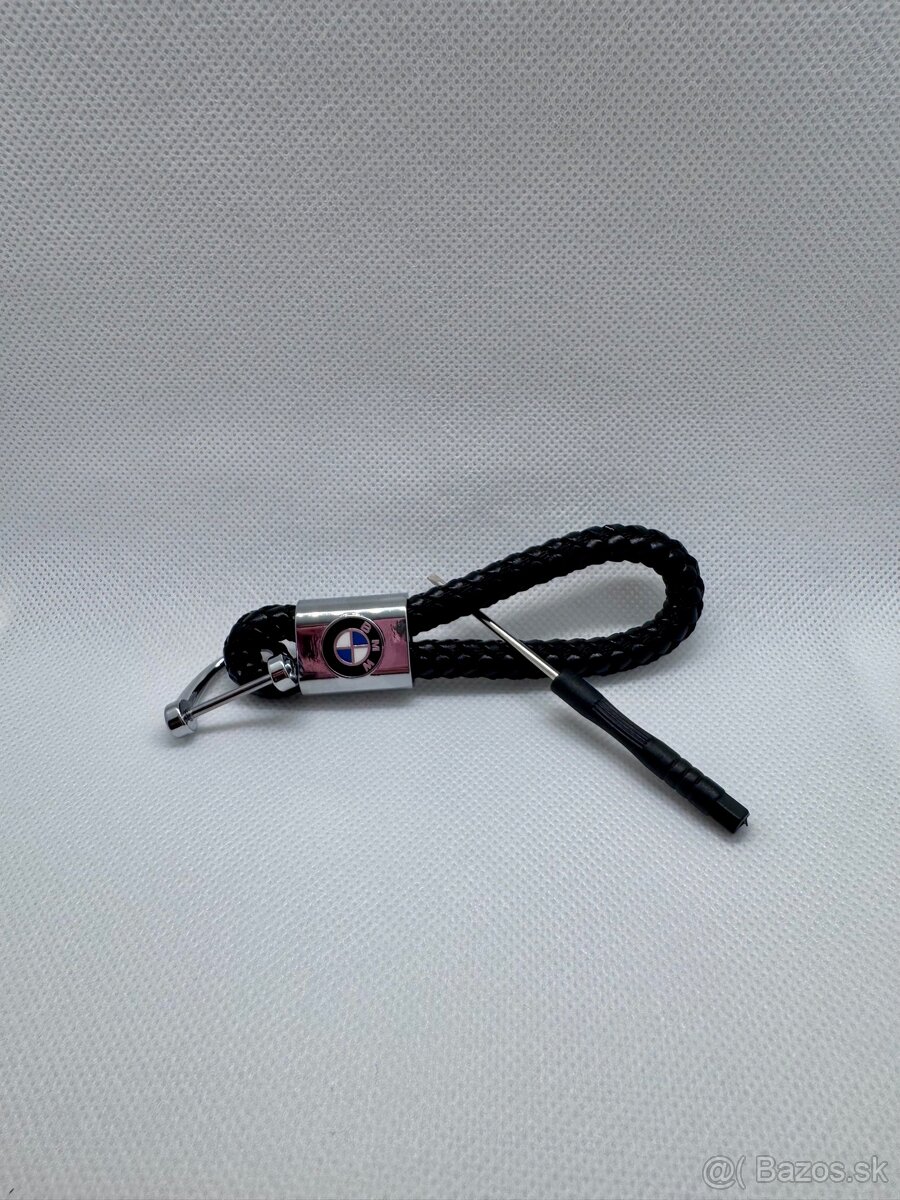 Kľúčenka s logom autá - 15