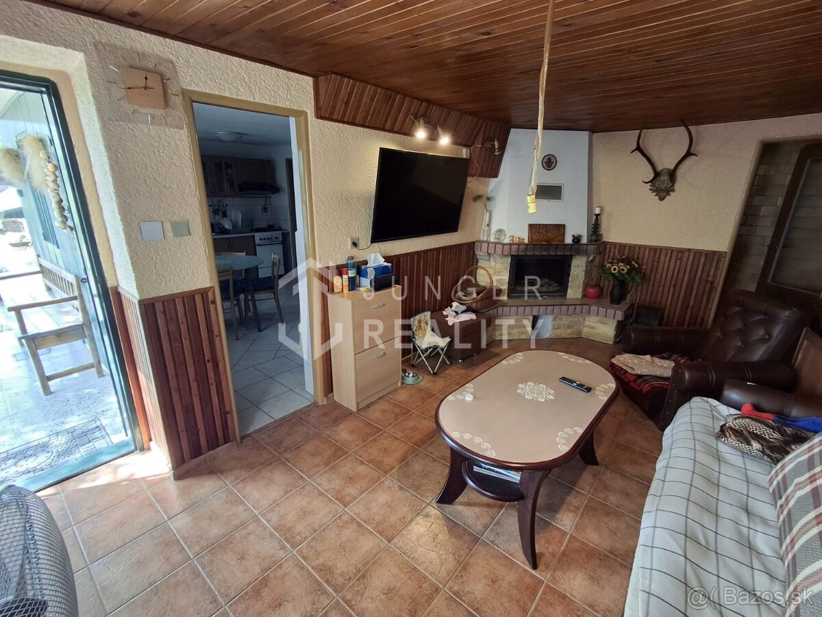 Znížená cena–Na predaj štýlová chata nad obcou Jablonov n/T - 15