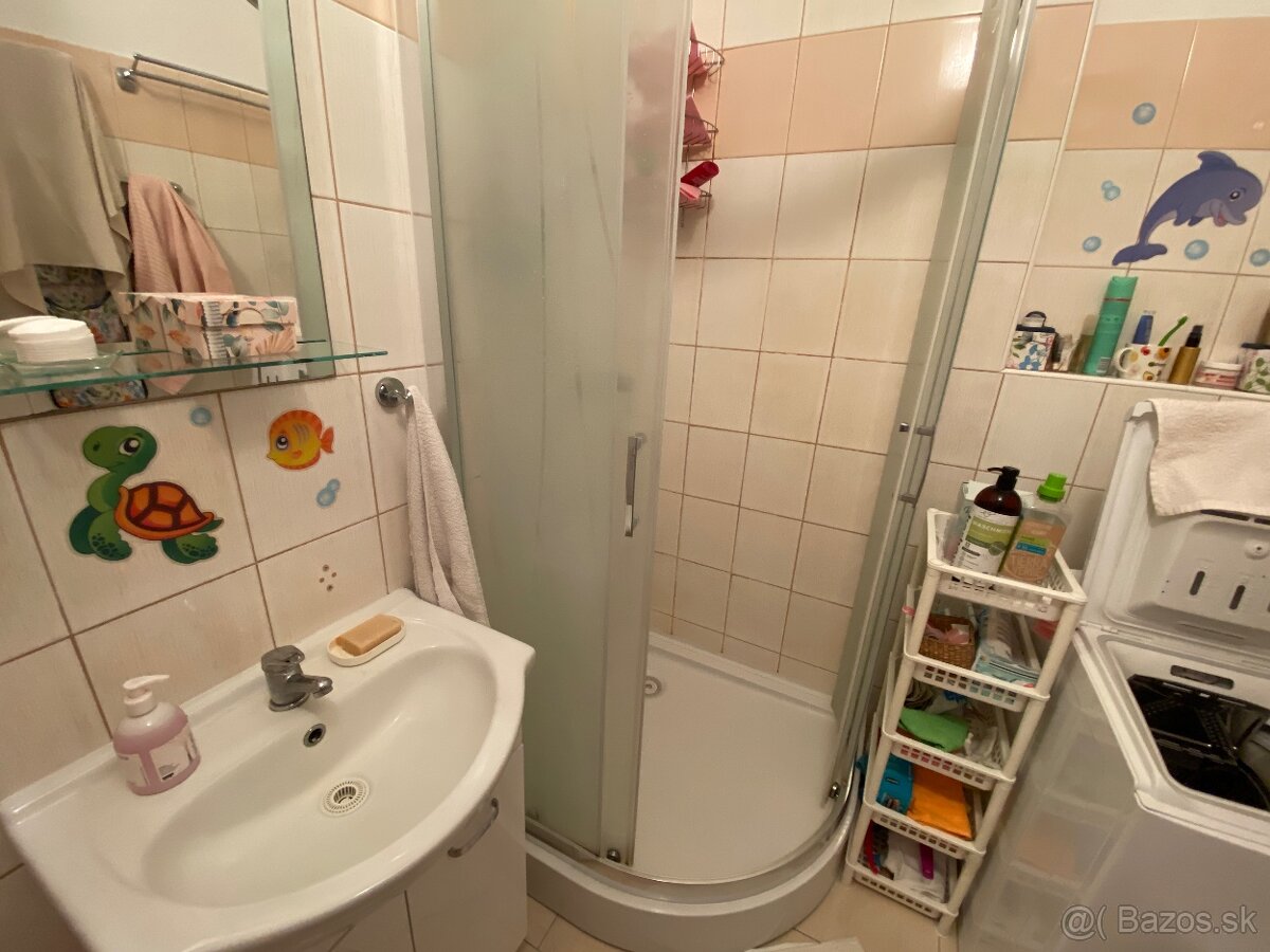 RK EXPRES- na predaj 4 izbový byt v Handlovej. - 15