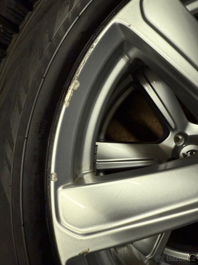 R19 ORIG.ZIMNÍ KOLA VOLVO XC90II 235/55/19 - 15