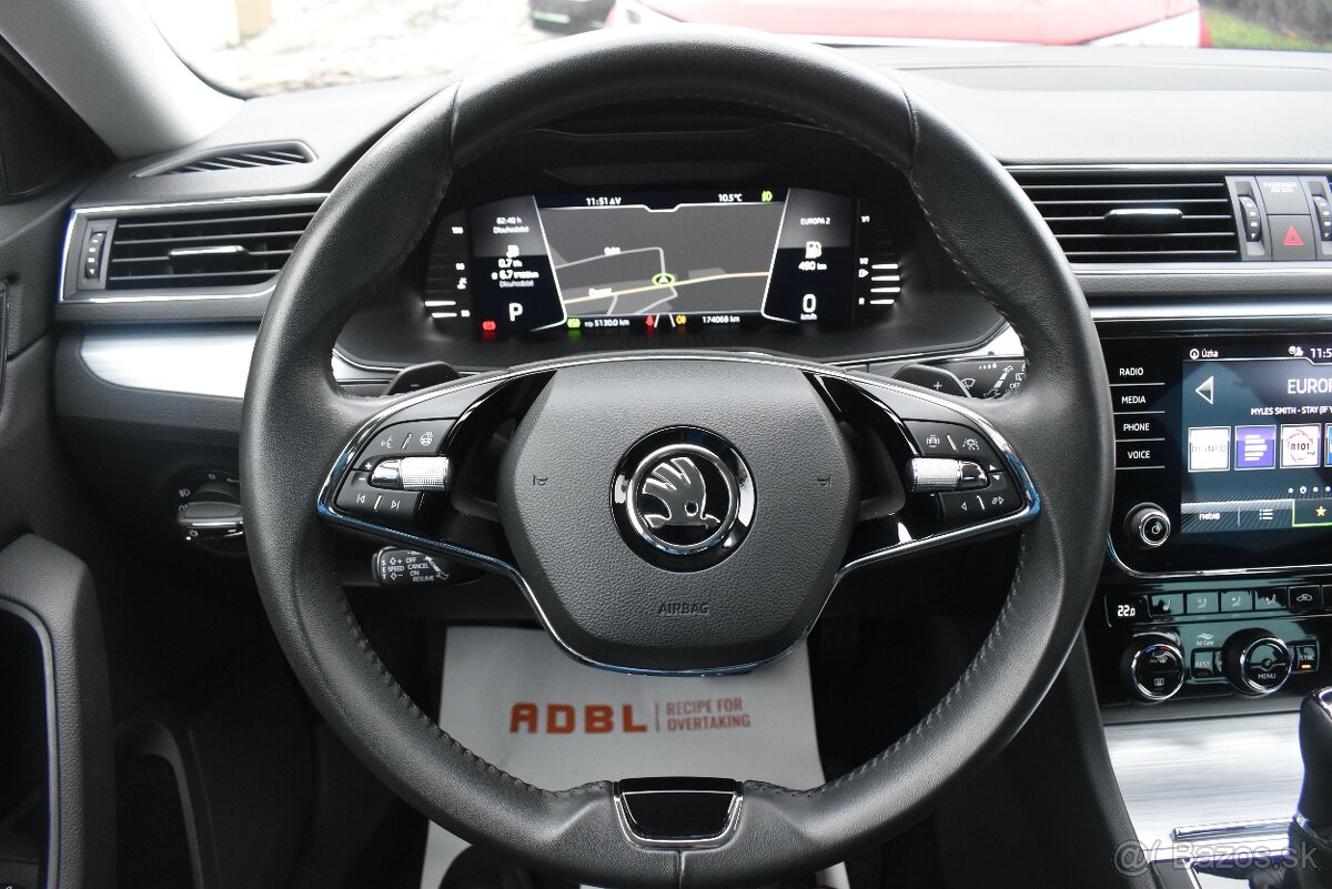 ŠKODA SUPERB 2.0 TDI COMBI DSG//ACC/LANE/LED/VIRTUAL - 15