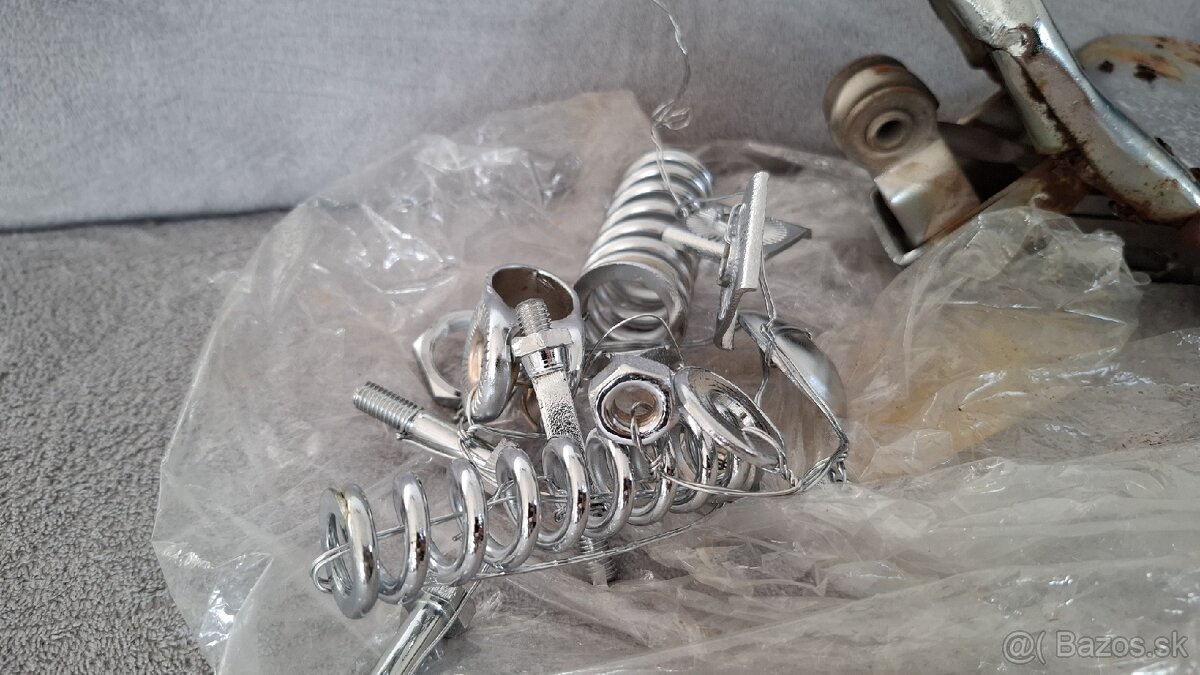 Jawa cz zostatok dielov - 15