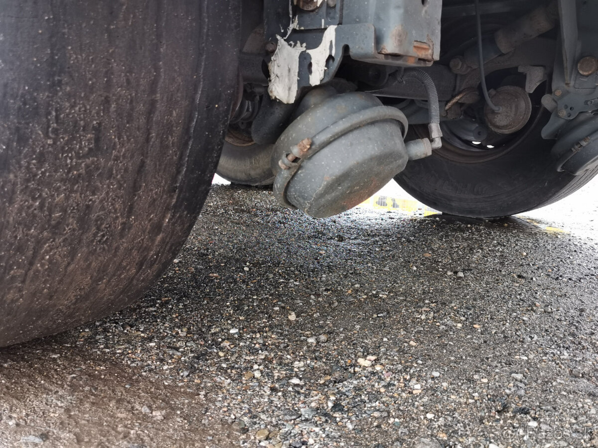 Prodám skříňový návěs KRONE SD - 15