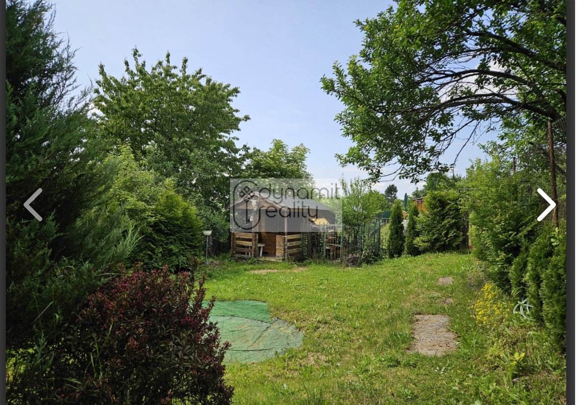 Záhrada na RELAX – 457 m2 – Handlová - 15