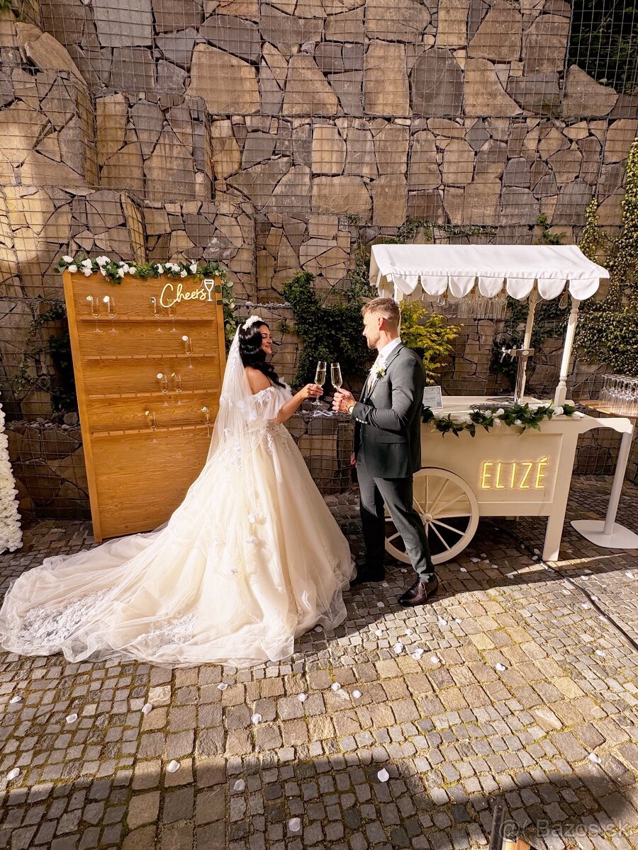 Svadobné šaty Tifanny Bride - 15