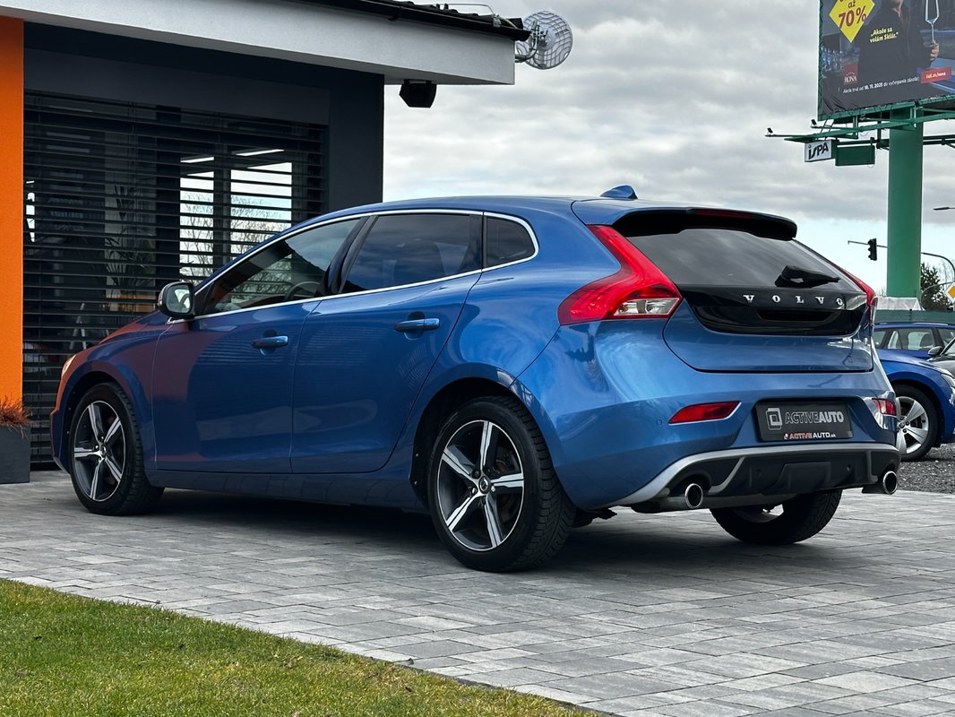 Volvo V40 R-Design D3 2.0 150k A/T - 15