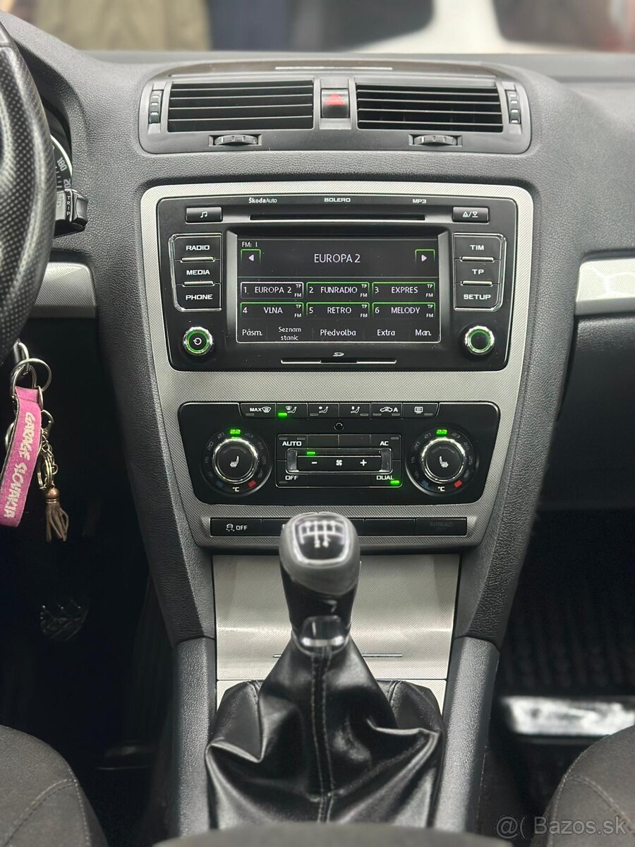 Škoda Octavia 2 combi 1.6 tdi - 15