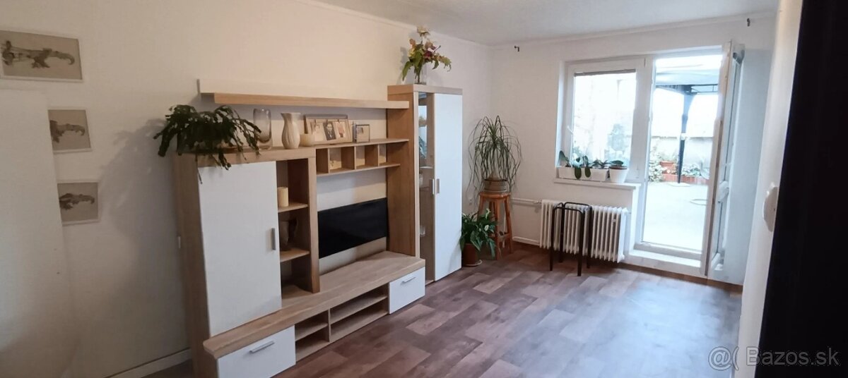 6 izb. dvoj podlažný byt s 2 terasami - 15